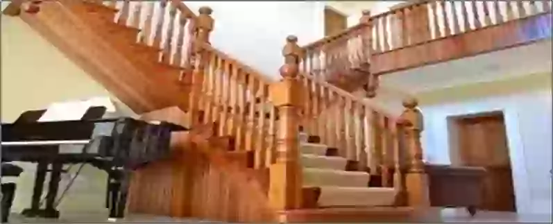 Types of stairs, Straight stairs, Dog-legged stairs, Open-newel stairs, Geometrical stairs, Circular stair, Bifurcated stairs, Escalators, Ramp, Lift,
